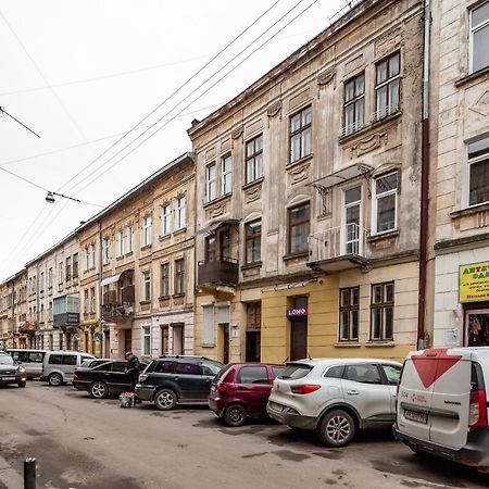 Alfa Apartments Krekhivska 11 Лвив Екстериор снимка
