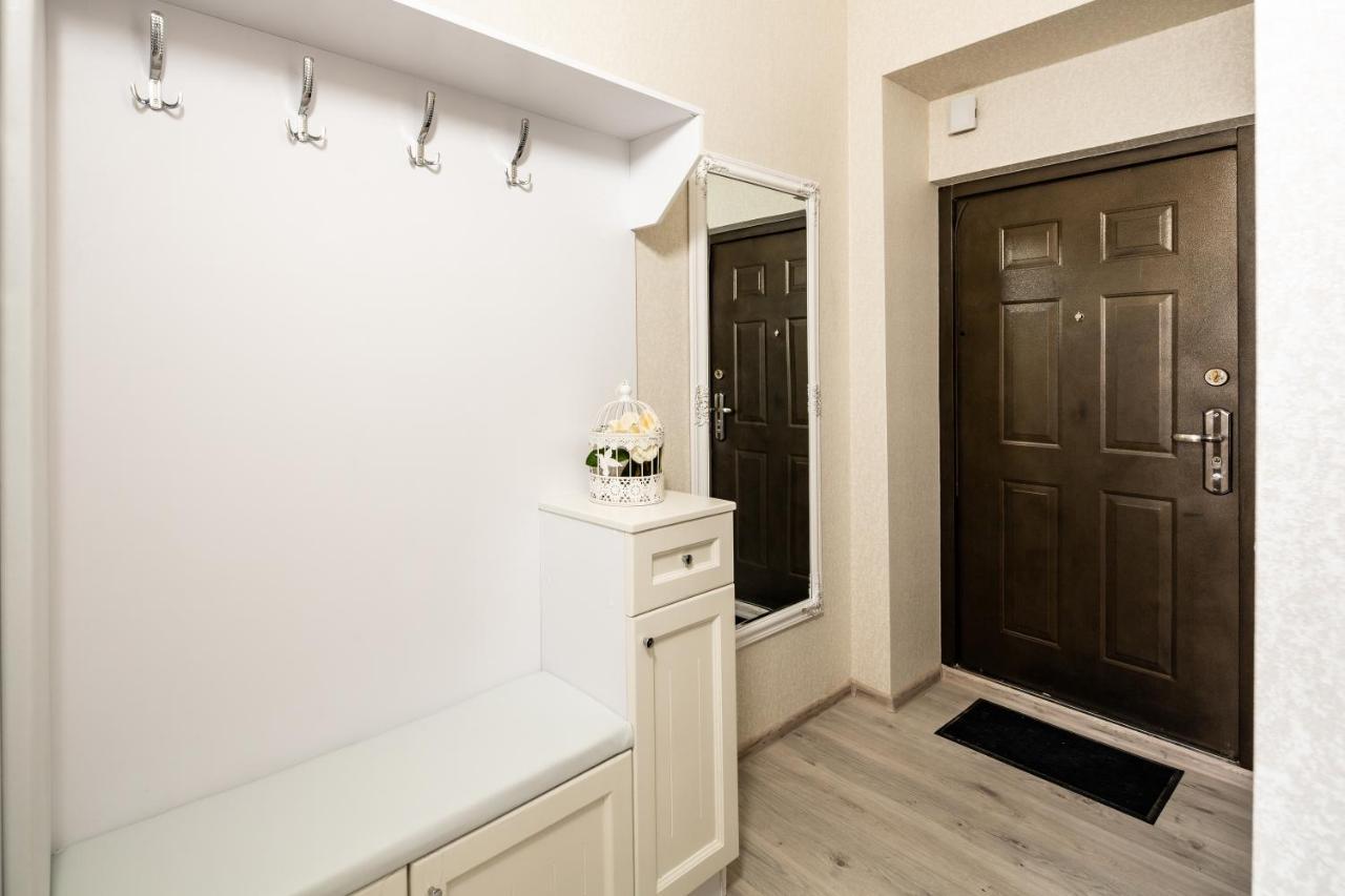 Alfa Apartments Krekhivska 11 Лвив Екстериор снимка
