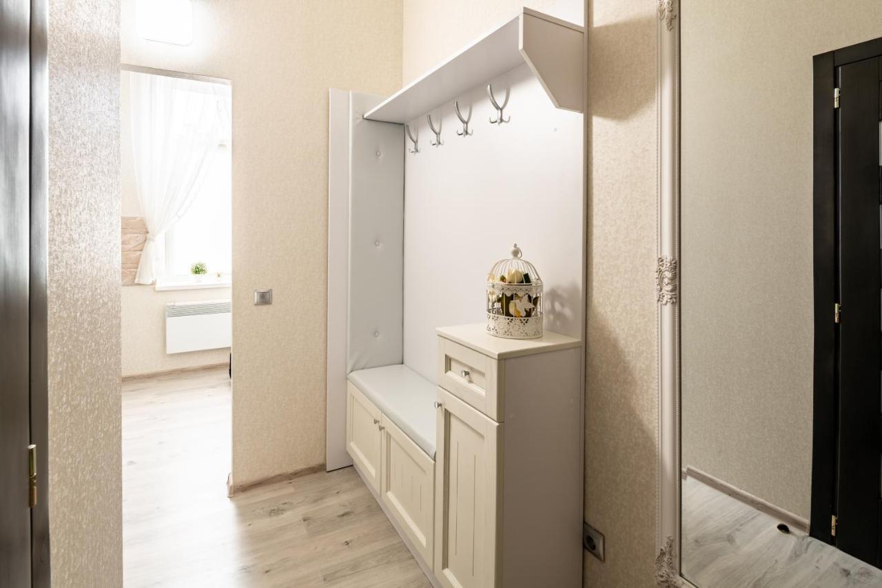 Alfa Apartments Krekhivska 11 Лвив Екстериор снимка